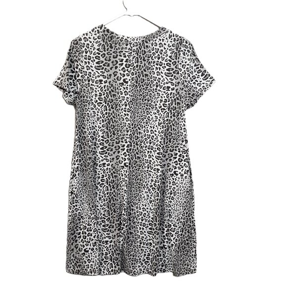 Honeyme Womans Pullover Dress Size SMALL, Short Sleeve, Leopard Print Scoop Neck - Picture 2 of 6